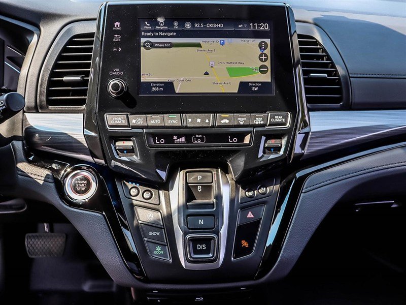 2024 Honda Odyssey Touring Auto