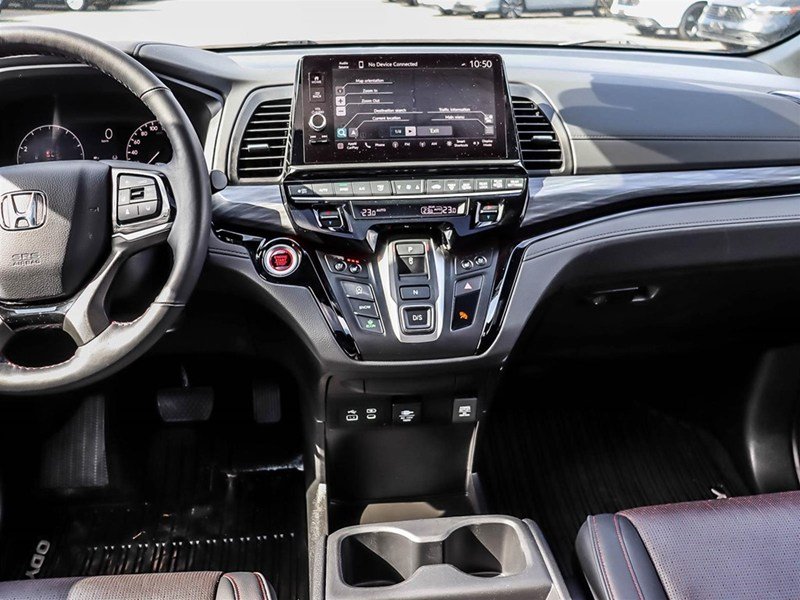 2025 Honda Odyssey Black Edition Auto