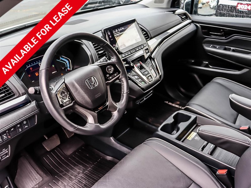 2024 Honda Odyssey Touring Auto