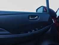 2018 Nissan Leaf SL Hatchback