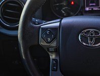 2022 Toyota Tacoma TRD Sport Prem / Sunroof/Clean Carfax