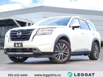 2023 Nissan Pathfinder SL | Leather | Sunroof | ProPilot | Winter Tires