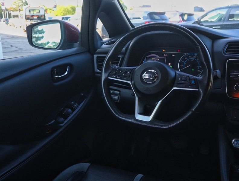 2018 Nissan Leaf SL Hatchback