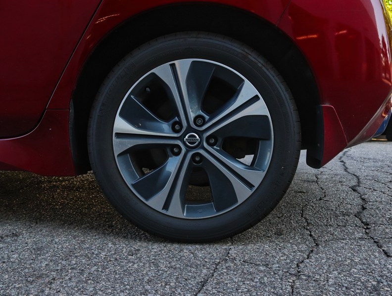 2018 Nissan Leaf SL Hatchback