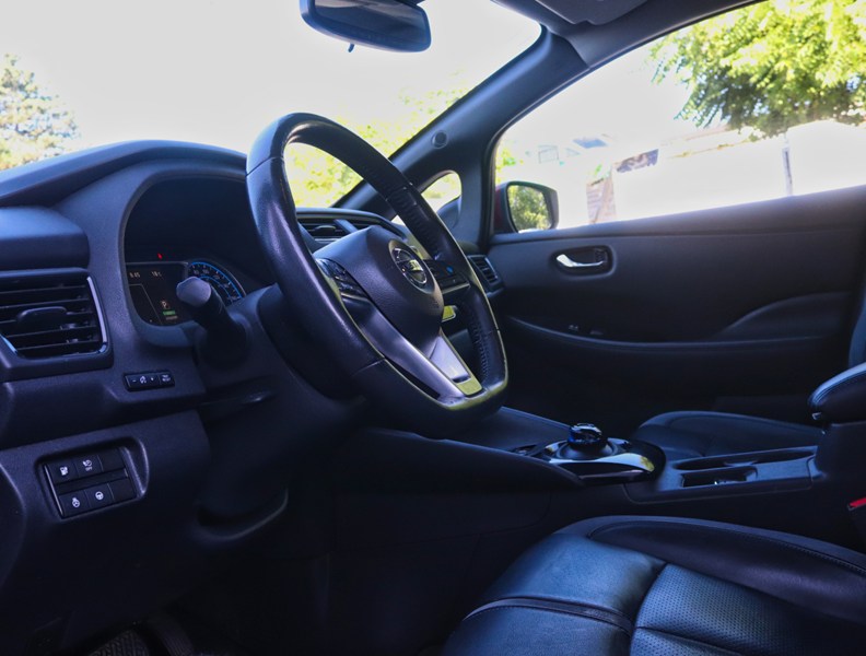 2018 Nissan Leaf SL Hatchback