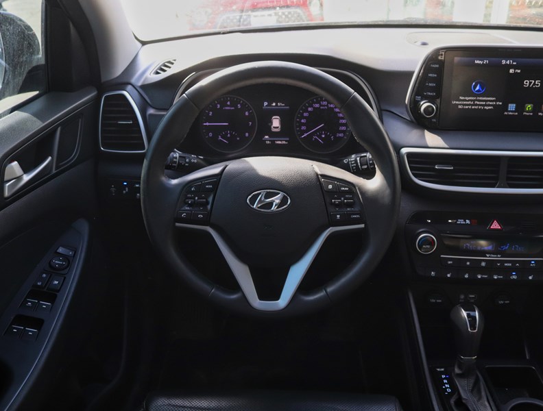 2020 Hyundai Tucson Ultimate Awd/Pano Roof/Leather/Lift Gate/One Owner