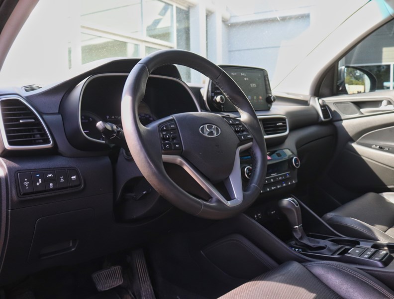 2020 Hyundai Tucson Ultimate Awd/Pano Roof/Leather/Lift Gate/One Owner