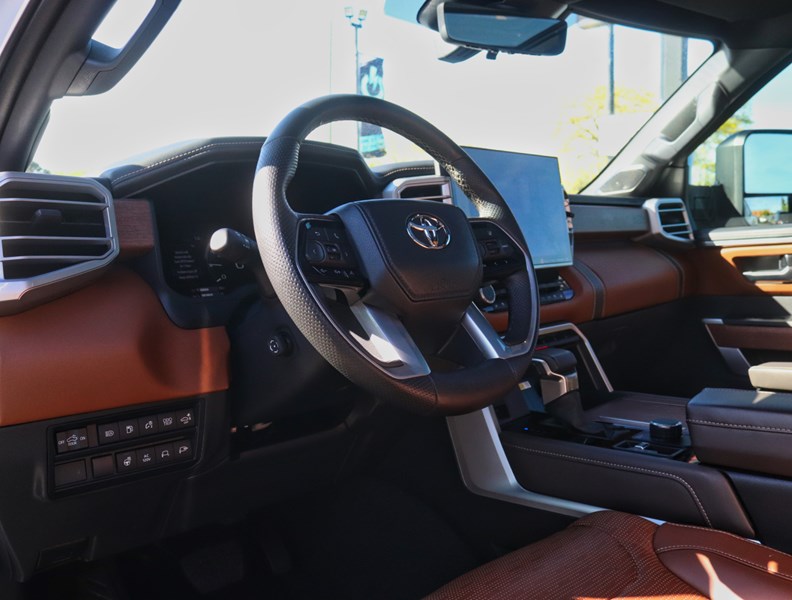 2023 Toyota Tundra Hybrid Platinum/Hybrid/1794 Edition