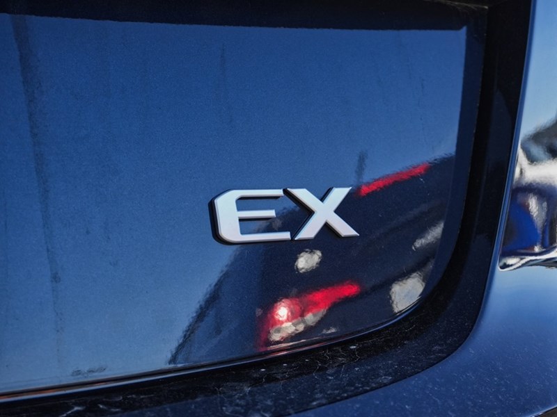 2024 Kia Forte5 Heated Steering | Best-In-Class Cargo Room |
