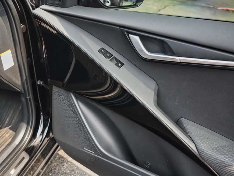 2024 Kia Niro EV Wave Demo | Sunroof | Push Start |  Carplay | GPS