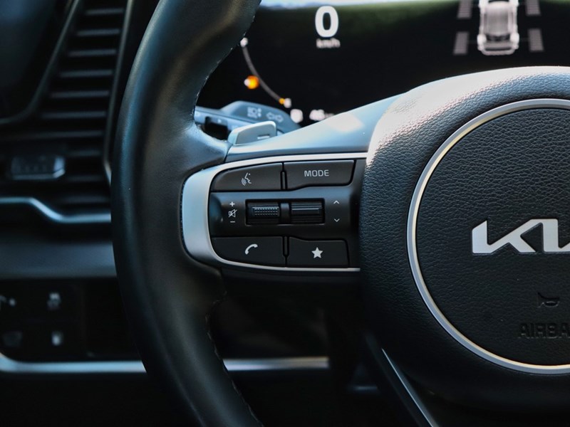 2024 Kia Sportage PHEV SX AWD | Leather | Sunroof | EV Mode | Carplay