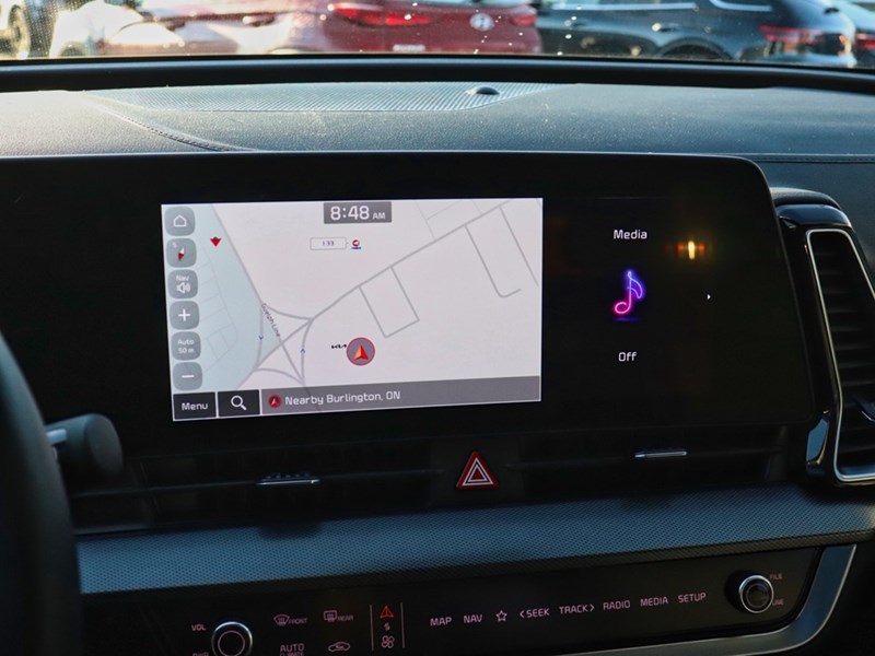 2024 Kia Sportage PHEV SX AWD | Leather | Sunroof | EV Mode | Carplay