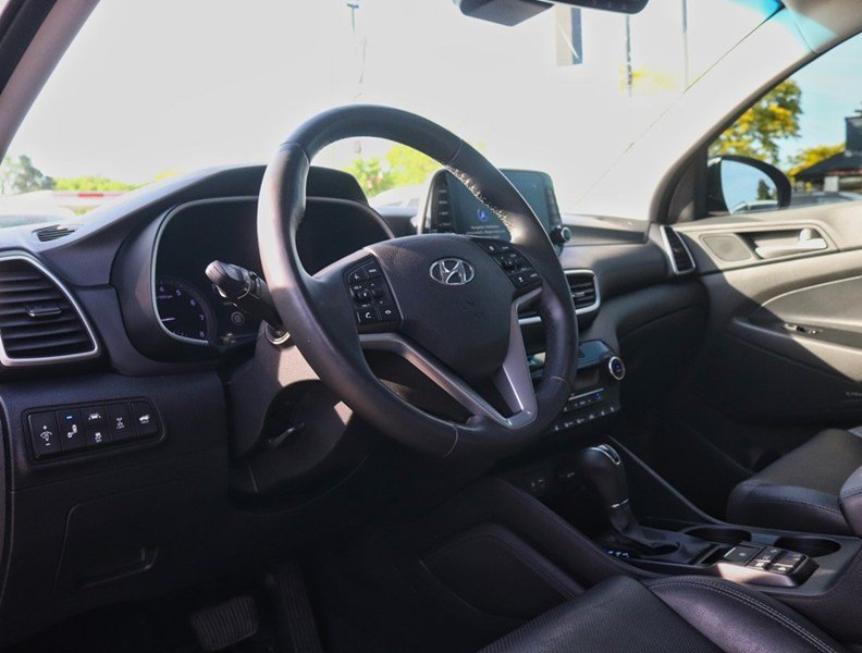 2020 Hyundai Tucson Ultimate Awd/Pano Roof/Leather/Lift Gate/One Owner