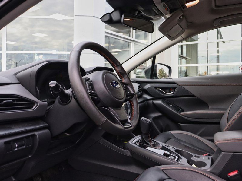 2024 Subaru Crosstrek Limited Awd/Offlease/Roof/Leather/Clean Carfax