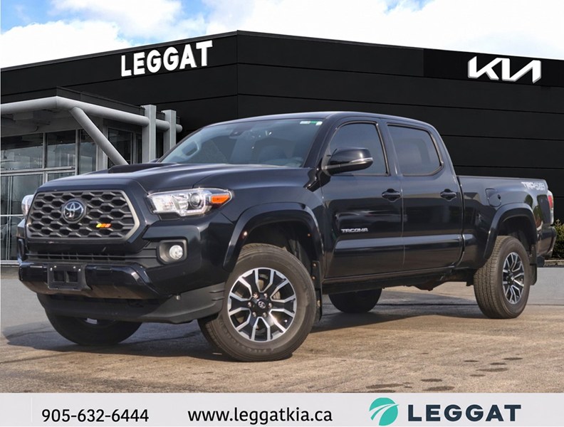 2022 Toyota Tacoma TRD Sport Prem / Sunroof/Clean Carfax