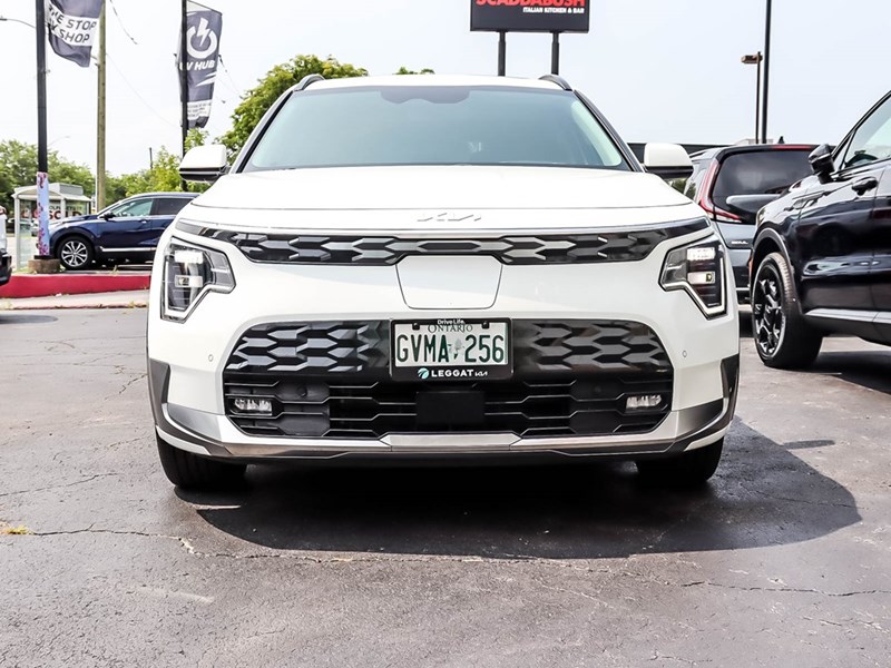 2024 Kia Niro EV Wave Demo | Sunroof | Push Start |  Carplay | GPS