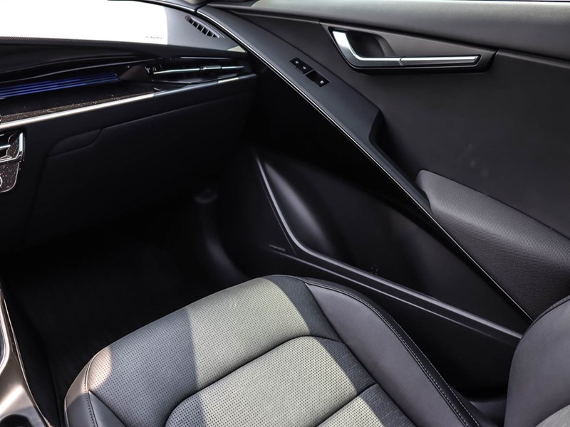 2024 Kia Niro EV Wave Demo | Sunroof | Push Start |  Carplay | GPS