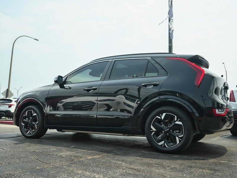 2024 Kia Niro EV Wave Demo | Sunroof | Push Start |  Carplay | GPS