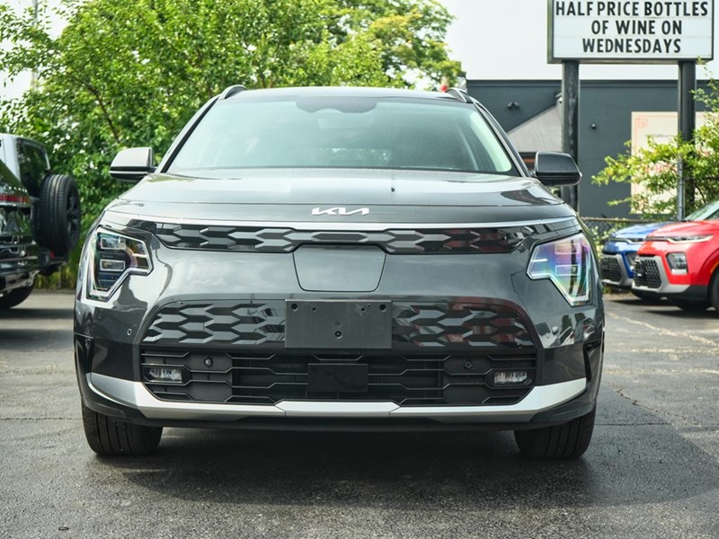 2024 Kia Niro EV Wave Demo | Sunroof | Push Start |  Carplay | GPS