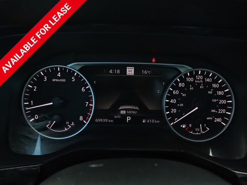 2023 Nissan Pathfinder SL | Leather | Sunroof | ProPilot | Winter Tires