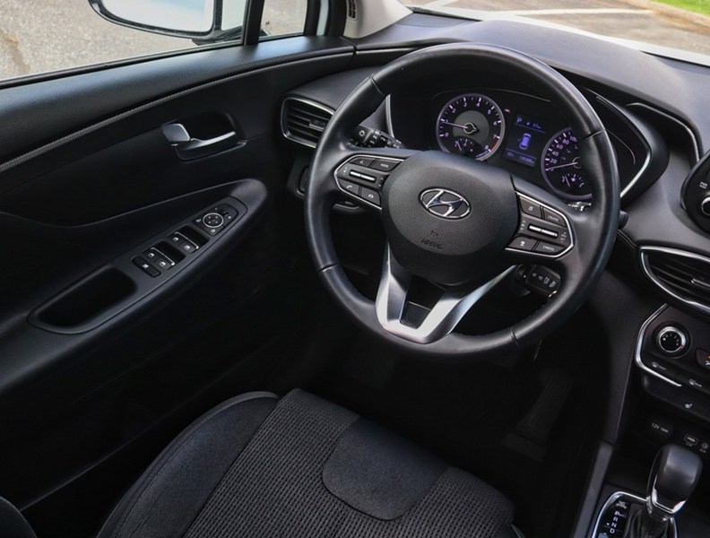 2019 Hyundai Santa Fe 2.4L Essential AWD W/Safety Package