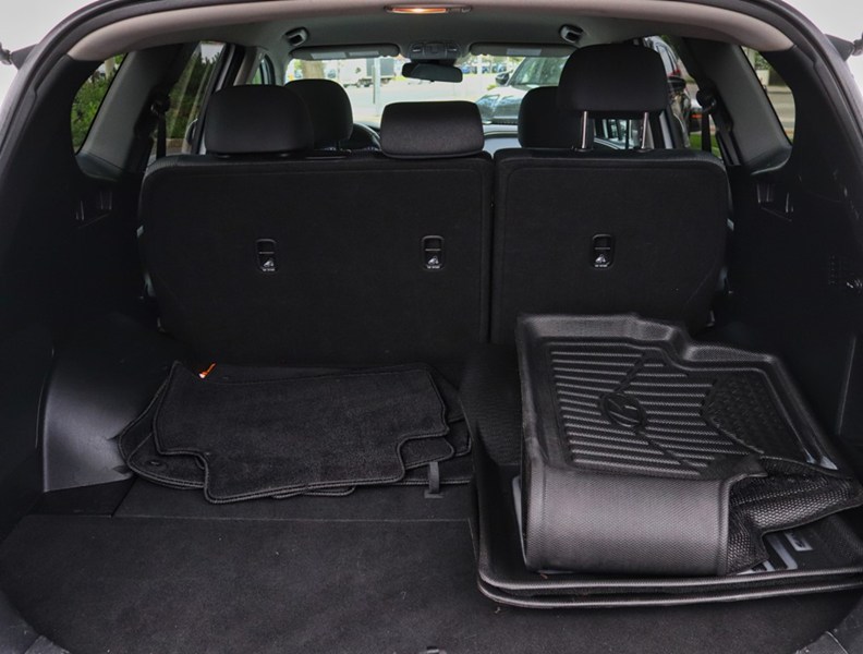 2019 Hyundai Santa Fe 2.4L Essential AWD W/Safety Package