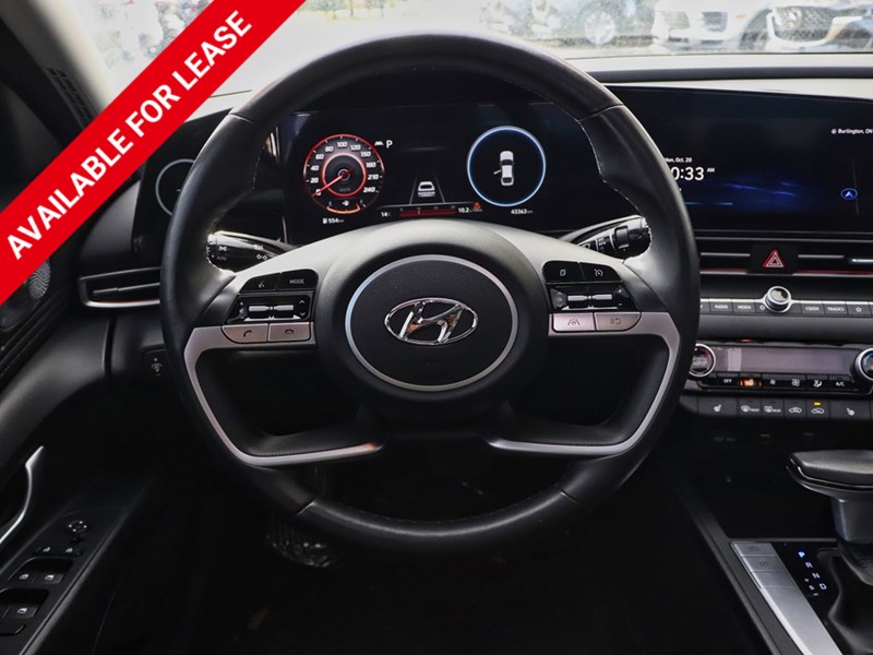 2023 Hyundai Elantra Preferred