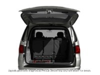 2011 Volkswagen Routan 4Dr Wgn Comfortline Exterior Shot 4