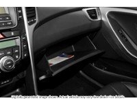 2013 Hyundai Elantra Gt 5Dr Hb Auto Gls Interior Shot 4