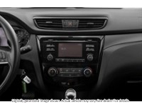 2018 Nissan Qashqai AWD SL CVT Interior Shot 2
