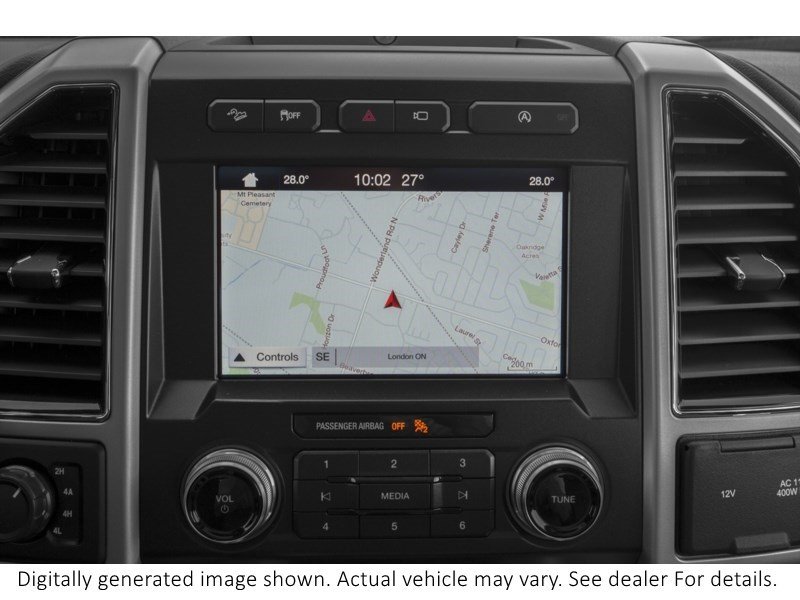 2020 Ford F-150 Lariat 4WD Supercrew 5.5' Box Interior Shot 8