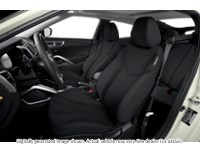 2013 Hyundai Veloster 3Dr Cpe Auto W/Tech Interior Shot 5