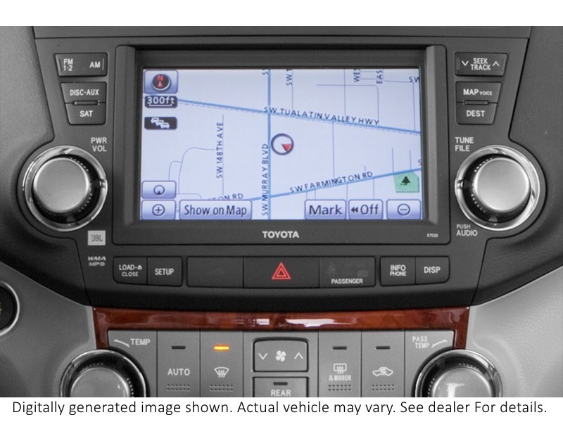 2013 Toyota Highlander 4WD 4Dr Interior Shot 2