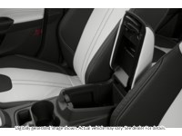 2014 Ford Focus 4Dr Sdn SE Exterior Shot 10