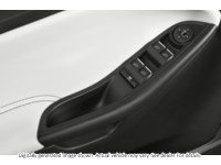 2014 Ford Focus 4Dr Sdn SE Exterior Shot 11