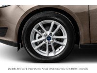 2015 Ford Focus 4Dr Sdn SE Exterior Shot 5