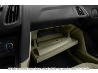 2015 Ford Focus 4Dr Sdn SE Interior Shot 4