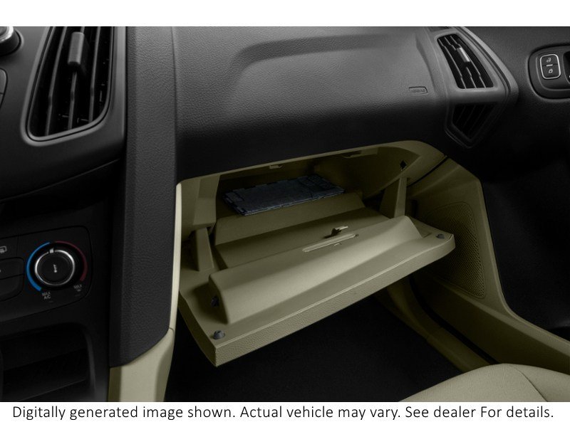 2015 Ford Focus 4Dr Sdn SE Interior Shot 4
