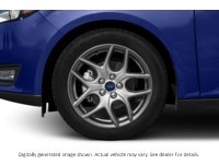 2015 Ford Focus 5Dr Hb SE Exterior Shot 5