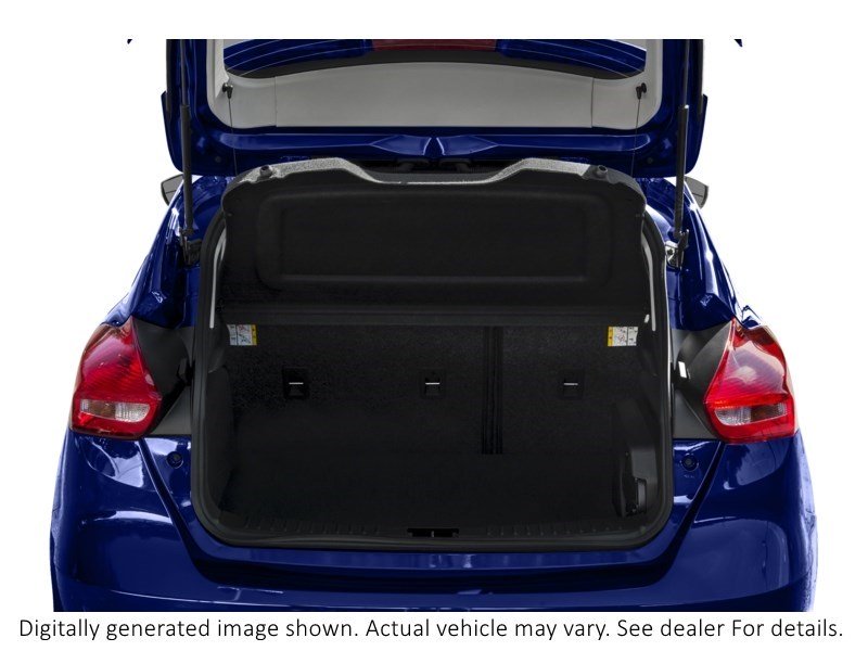 2015 Ford Focus 5Dr Hb SE Exterior Shot 4