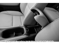 2016 Honda Hr-V 4WD 4Dr CVT Ex-L W/Navi Interior Shot 8