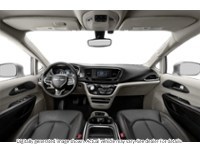 2017 Chrysler Pacifica 4Dr Wgn Touring-L Plus Interior Shot 6