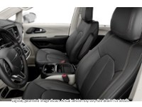 2017 Chrysler Pacifica 4Dr Wgn Touring-L Plus Interior Shot 4