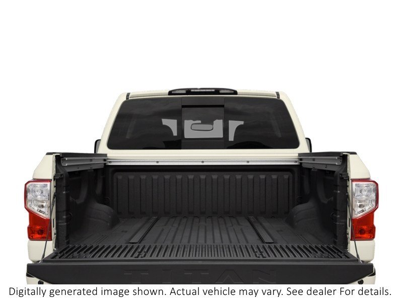 2018 Nissan Titan 4X4 Crew Cab Pro-4X Exterior Shot 4