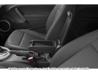 2018 Volkswagen Beetle Trendline Auto Interior Shot 7