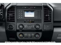 2019 Ford F-150 XLT 4WD Supercab 6.5' Box Interior Shot 2