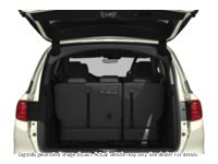 2018 Honda Odyssey Touring Auto Exterior Shot 4