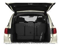 2018 Honda Odyssey Touring Auto Exterior Shot 4