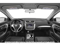 2018 Nissan Altima 2.5 SV Sedan Interior Shot 6