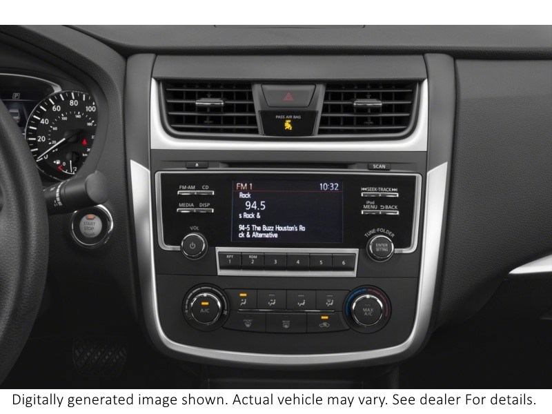 2018 Nissan Altima 2.5 SV Sedan Interior Shot 2